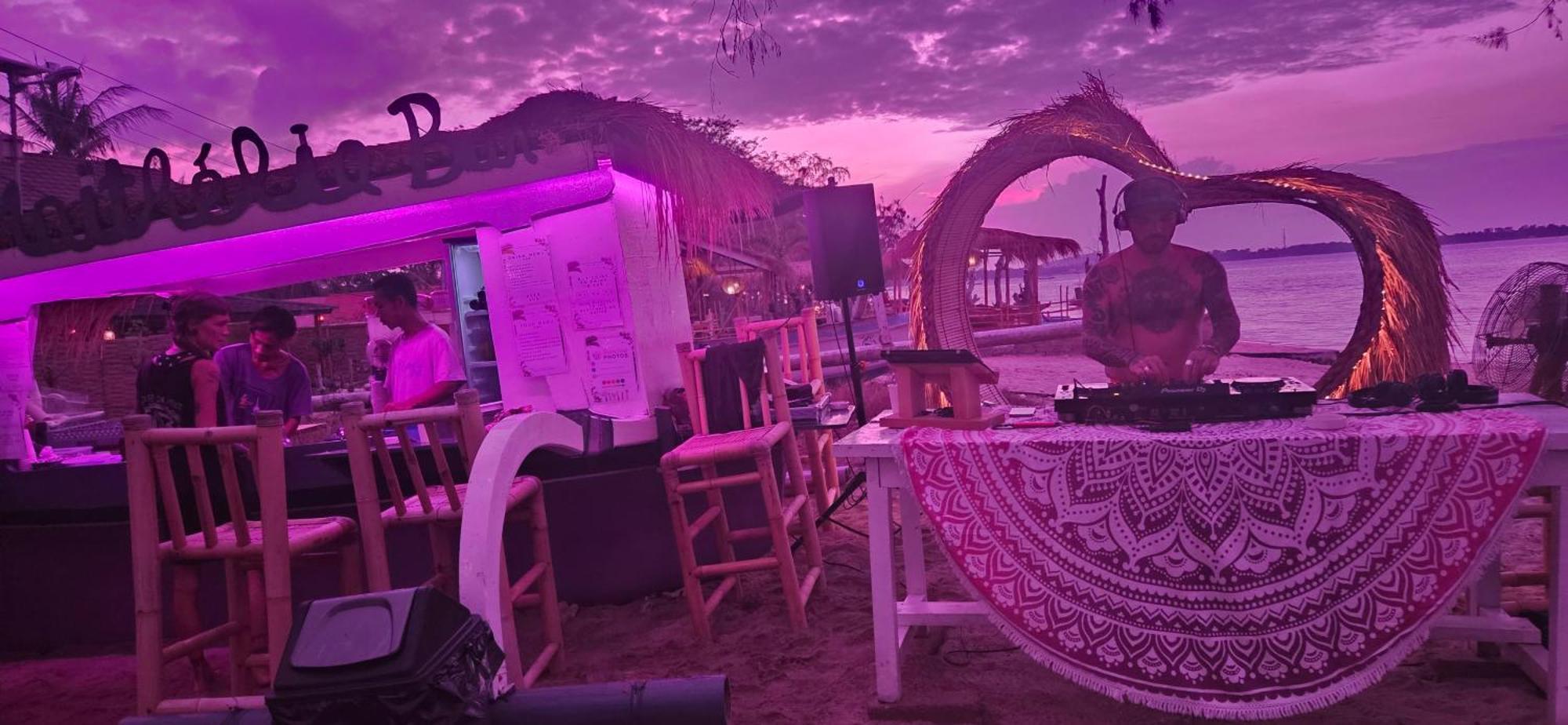 Purple Beach - Maithelia - Gili Air Eksteriør bilde